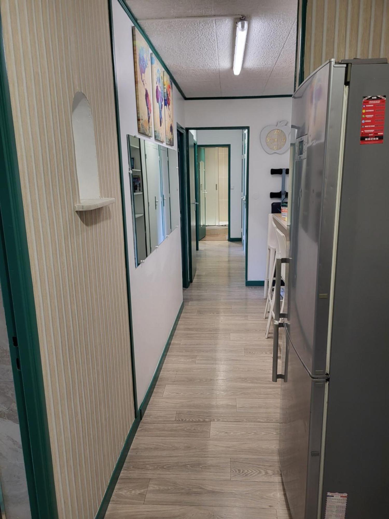 Private Room-3 In Hannana Apartment- 2 Min Walk To Tram 12 Min To Nice Train Station 15 Min To Massena Place ניס מראה חיצוני תמונה